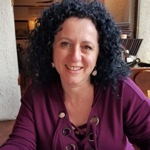 Meet your Posher, Maja